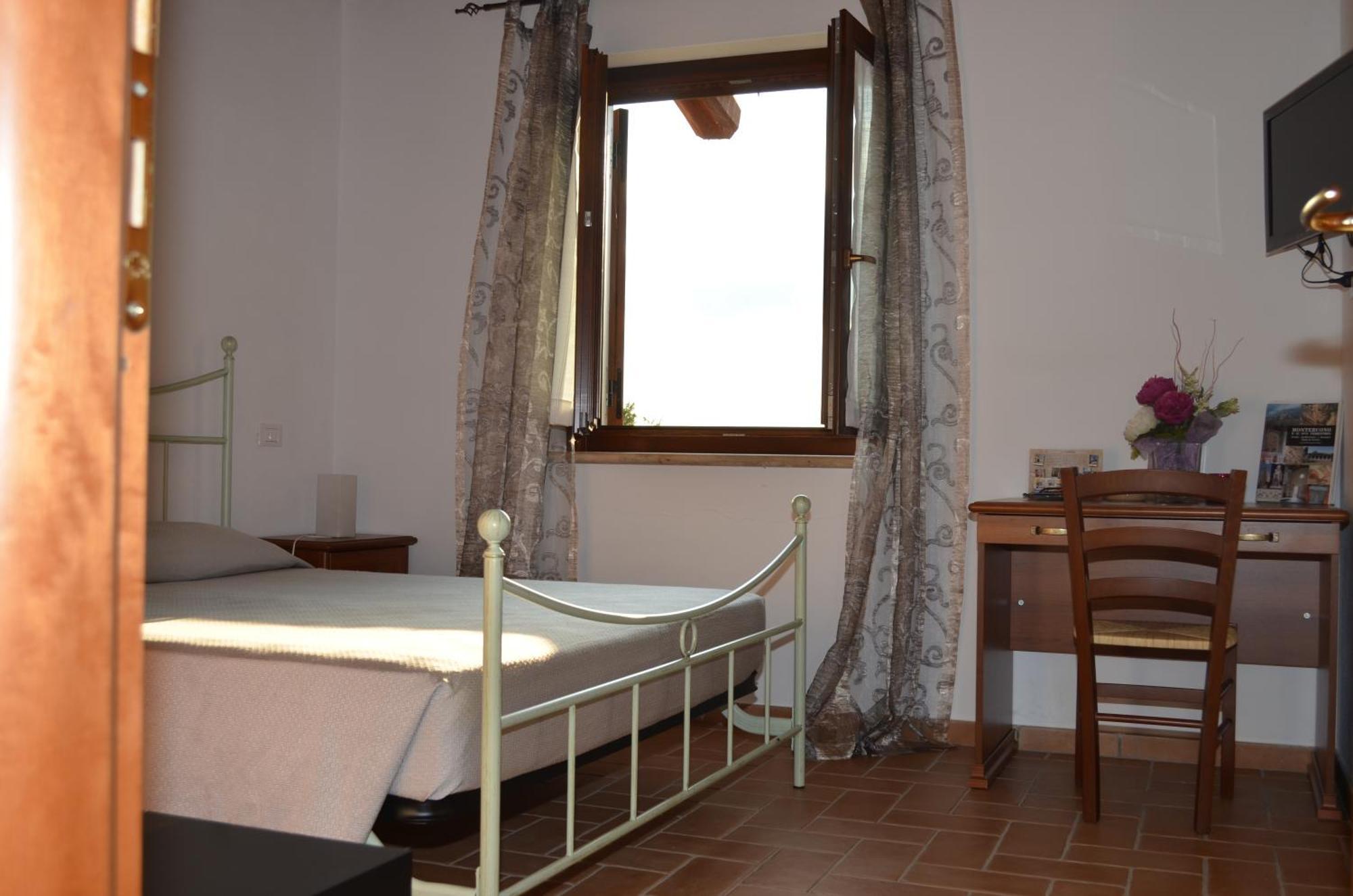 Agriturismo Casale Contessa Montebuono  Kültér fotó