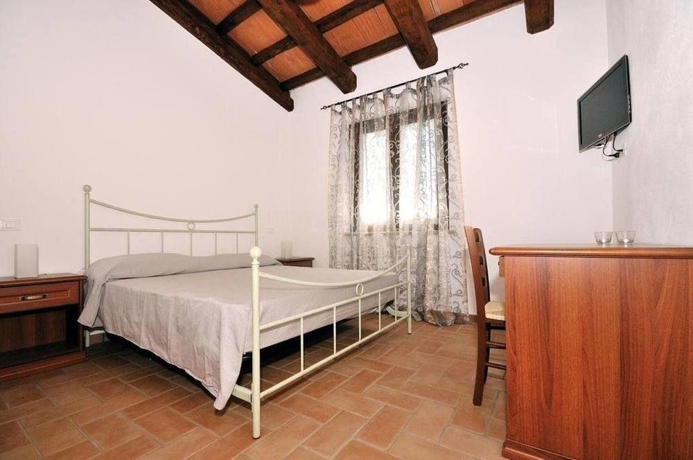 Agriturismo Casale Contessa Montebuono  Kültér fotó
