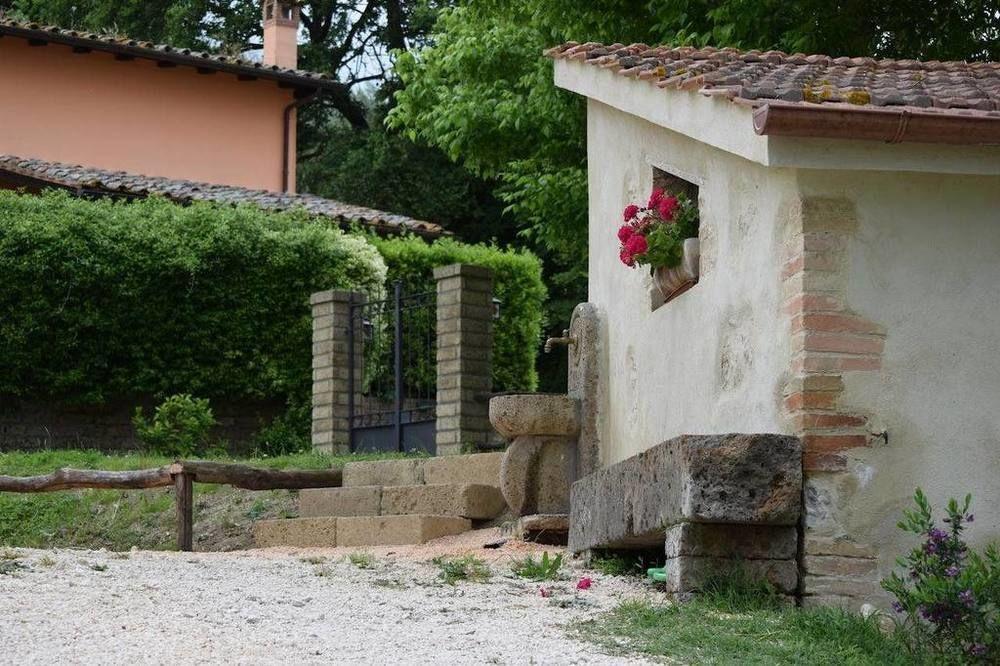 Agriturismo Casale Contessa Montebuono  Kültér fotó
