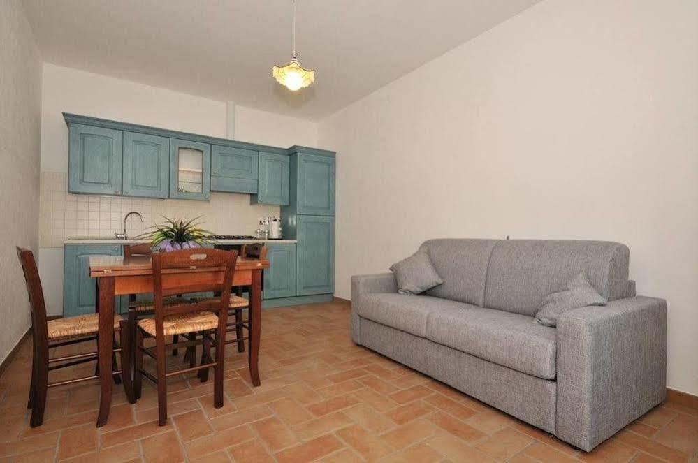 Agriturismo Casale Contessa Montebuono  Kültér fotó